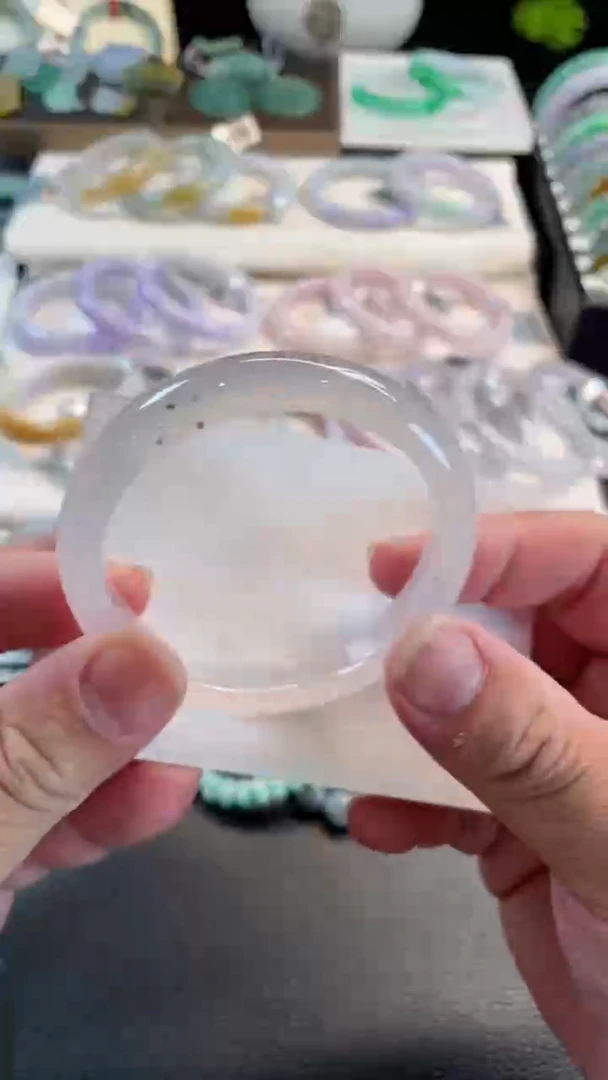 手镯玛瑙/玉髓合金67 有纹裂