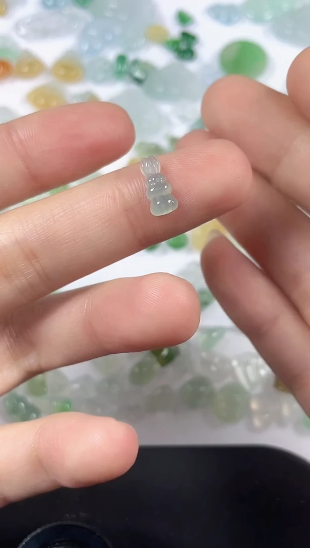 未镶嵌裸石翡翠缅甸天然翡翠