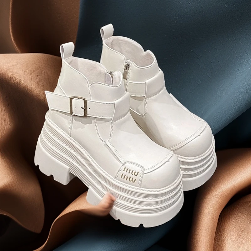 2025冬新款10cm增高靴子厚底小个子加绒短靴百搭松糕高颜值厚底鞋