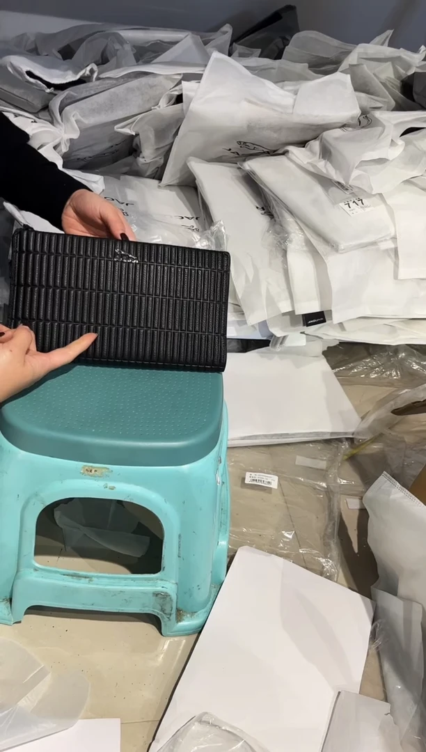 头层牛皮600品牌男包清货中（不要卡单，理性消费）