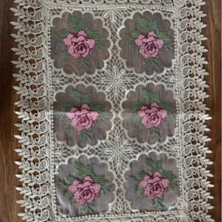 ZN029-104玻璃纱【43*60]高织高密玻璃砂咖红十字绣水溶边桌布