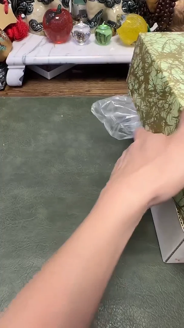 溜**?114香盒·········