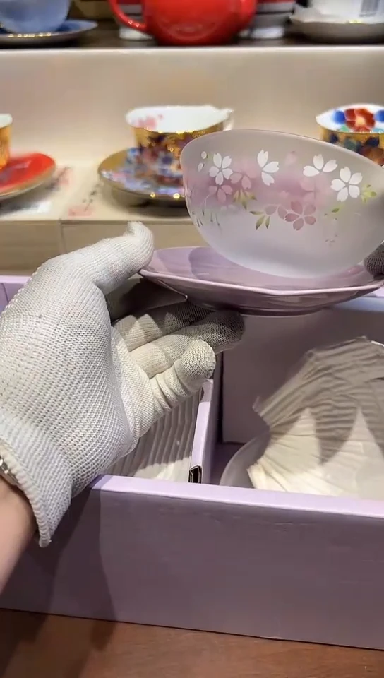 【闪购商品】中古回流瓷器好看，谨慎参拍