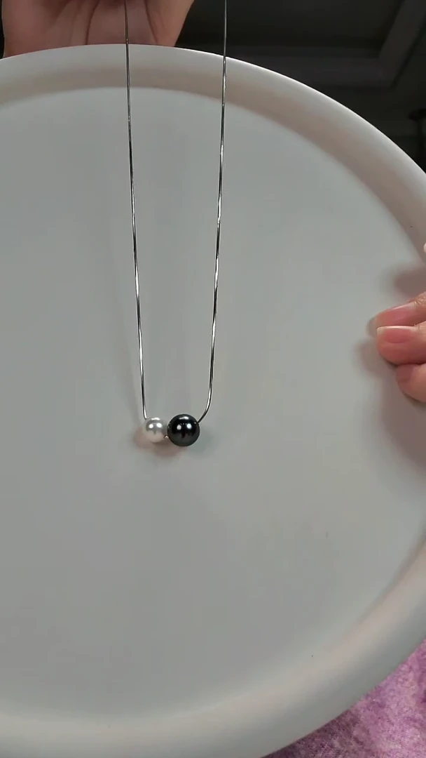 【闪购商品】海水珍珠颈饰银S925镶嵌大溪地黑白配项链