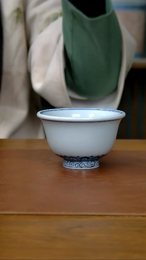 【闪购商品】仿明宝相大压手杯（柴窑）