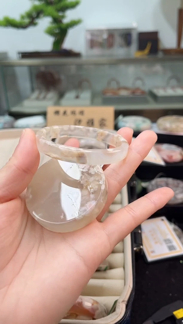 未镶嵌手镯石英质玉53圈口（赠品镯心）3888487
