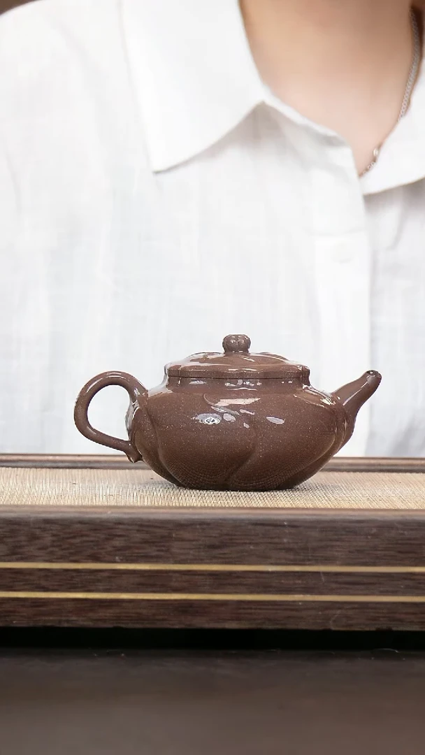 茶壶紫砂老青段泥   风瑶壶