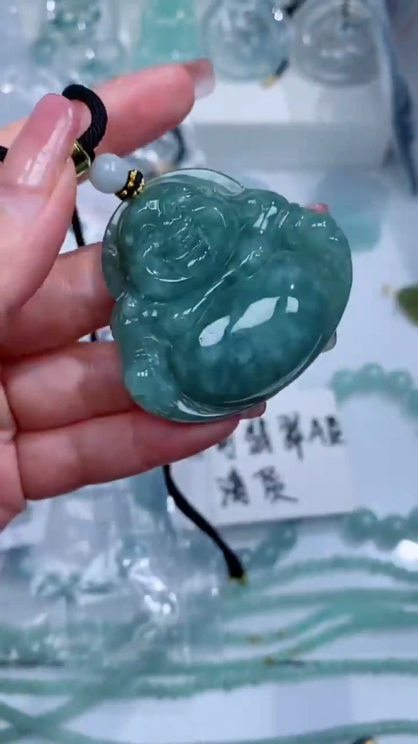 翡翠未镶嵌颈饰吊坠