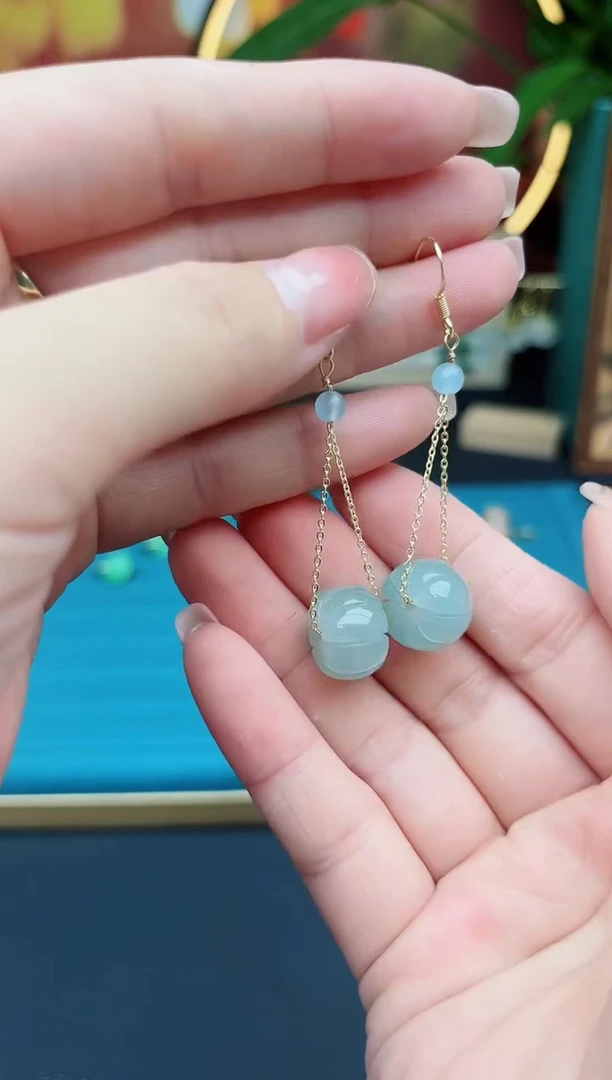 石英质玉（天山翠）银S925镶嵌耳饰F08