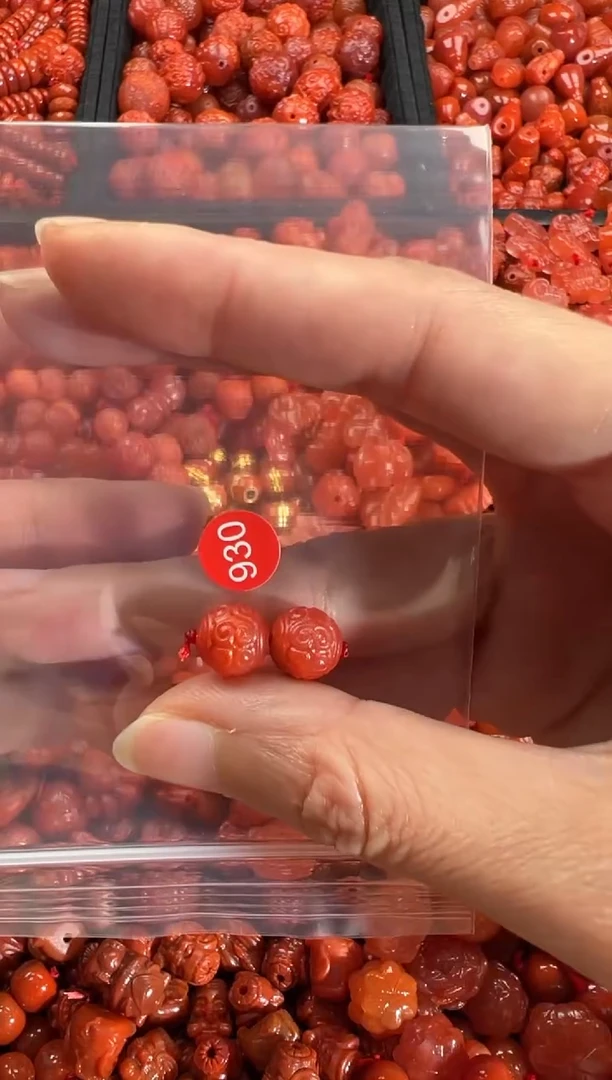 【闪购商品】南红玛瑙颈饰未镶嵌1