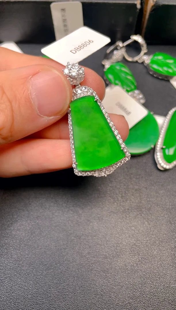 吊坠(不含链)银S925镶嵌翡翠吊坠