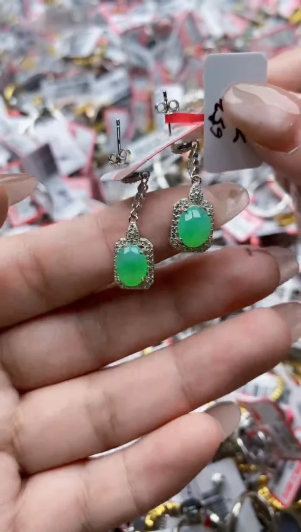 【闪购商品】翡翠戒指银S925镶嵌6666---10