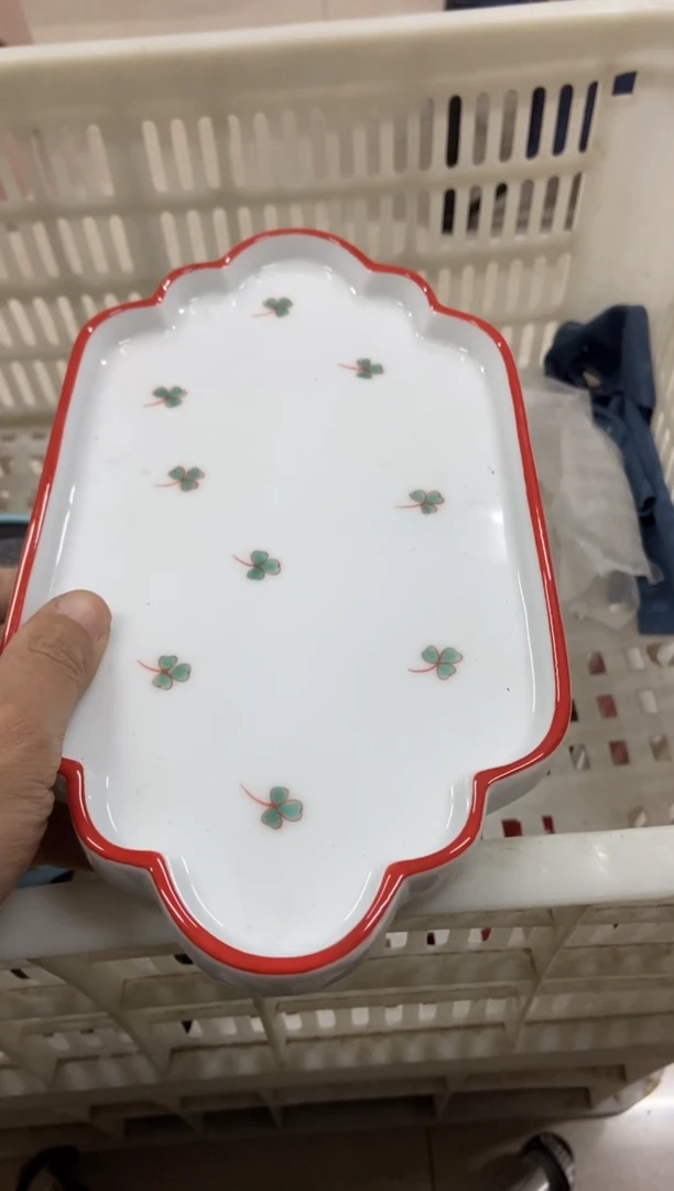 杯无运费险有瑕疵的摄影的产品有使用过的痕迹有点脏介意勿拍