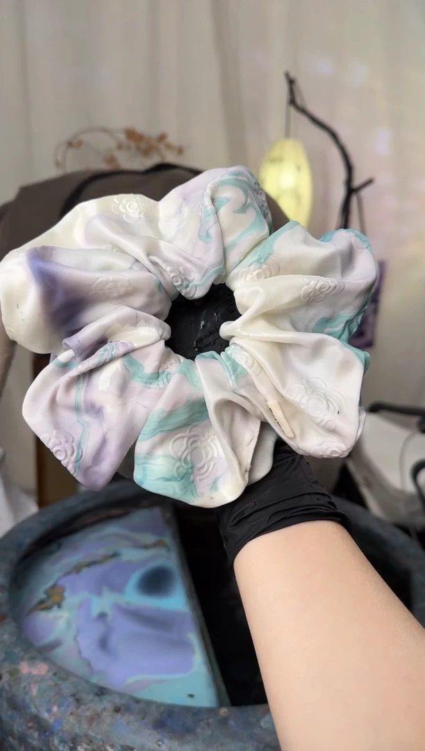 970 庄周梦蝶 山茶花发圈