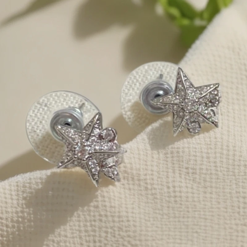 铜合金耳饰 毒饰高定  轻奢微镶星星耳饰KG8634