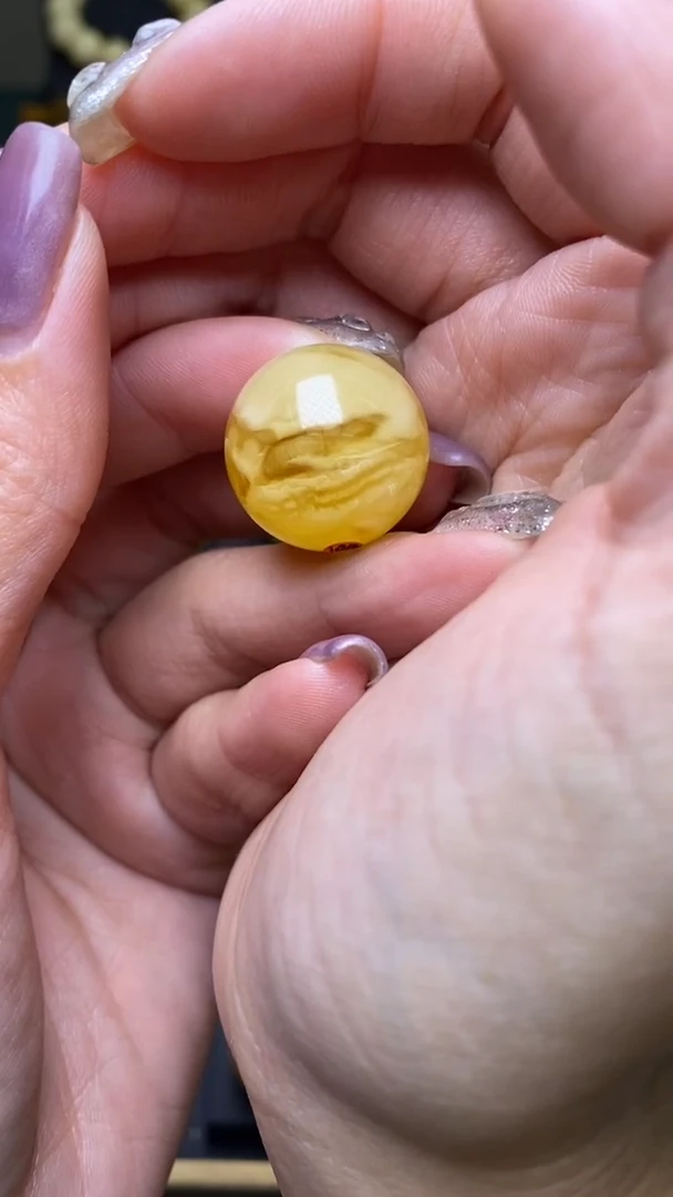 【闪购商品】琥珀裸石未镶嵌葵. 37