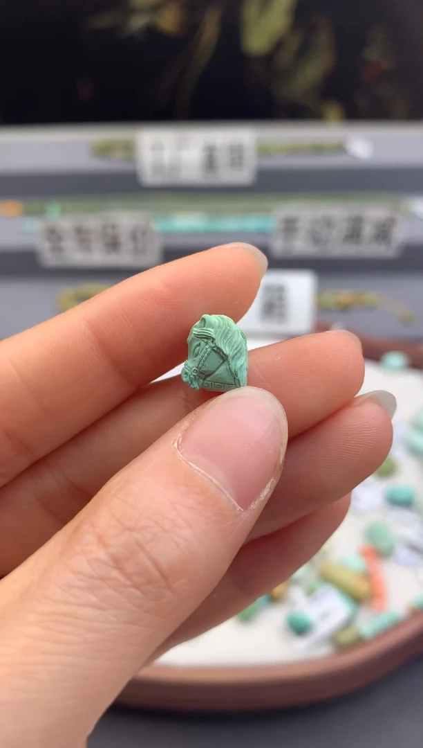 未镶嵌绿松石雕刻茜.A110