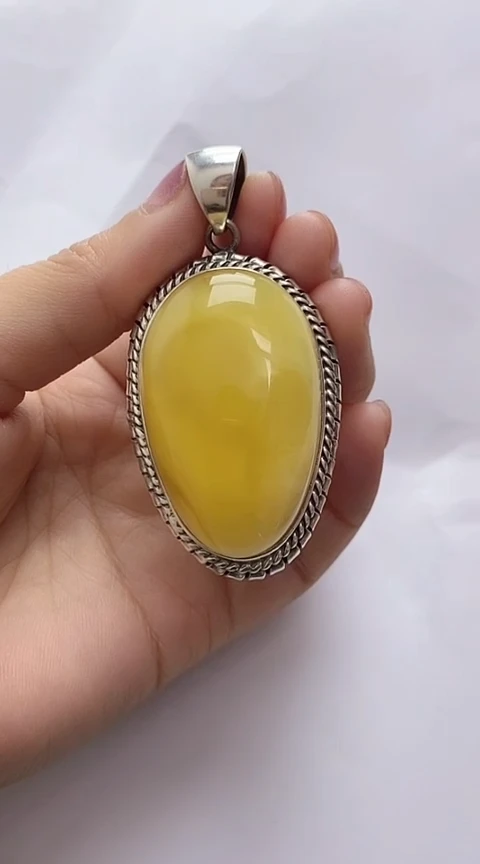 【闪购商品】琥珀裸石银S925镶嵌蜜蜡吊坠