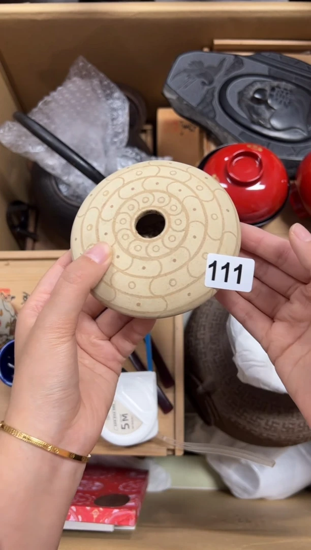 瓷片爱****友111中古商品谨慎参拍