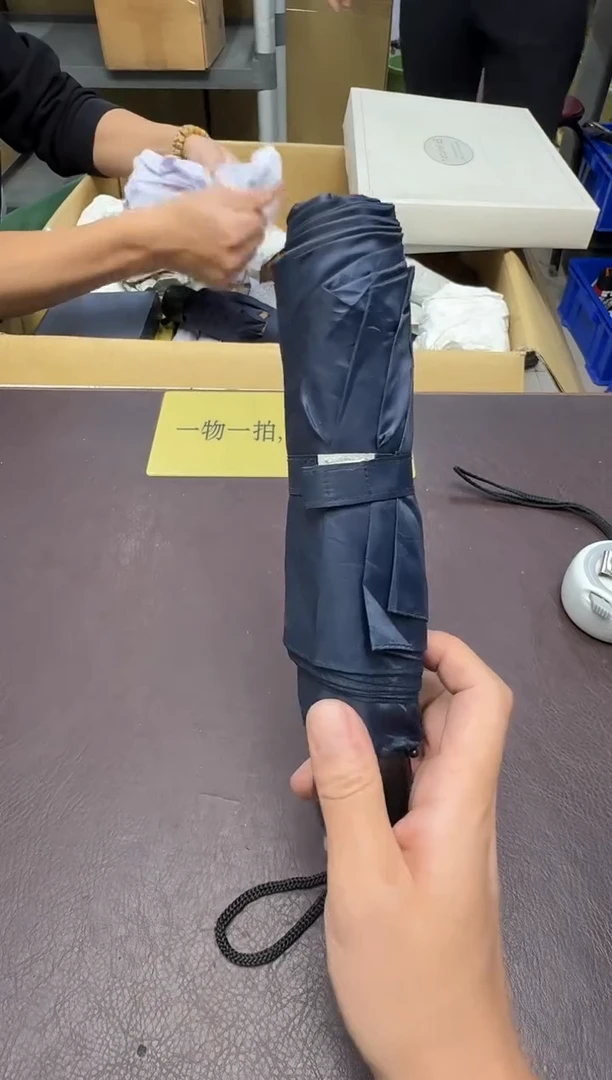 手工艺品琉璃雪**哥52