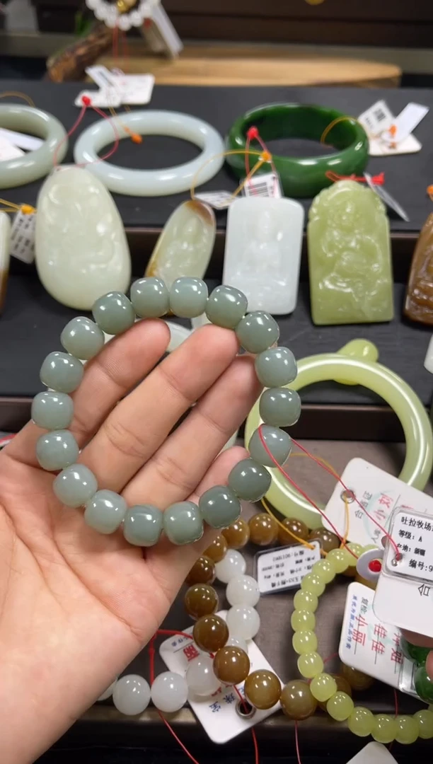 未镶嵌手串和田玉卡12吐拉牧场 老型9009403