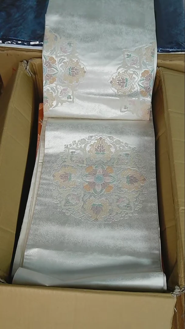 织绣38 两通箔底打籽绣