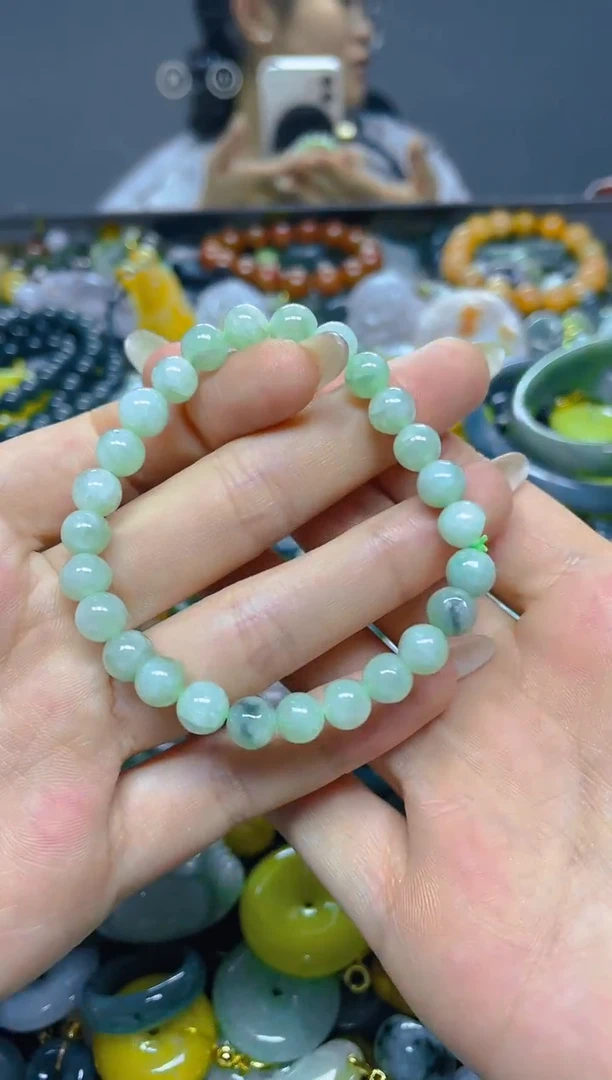 颈饰未镶嵌翡翠8MM/ J /翡翠A货，一件也是批发价