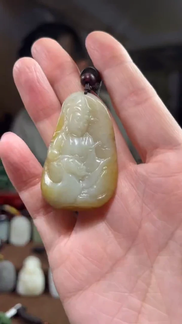 颈饰未镶嵌和田玉`