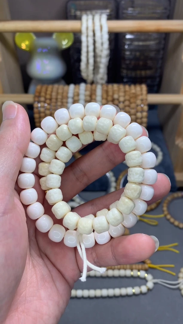 【闪购商品】菩提根/象牙果手串驼骨卡9单圈+白嘎卡8.3手持，共两串