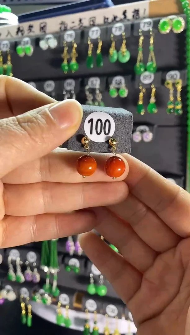 【闪购商品】南红玛瑙耳饰银S925镶嵌100