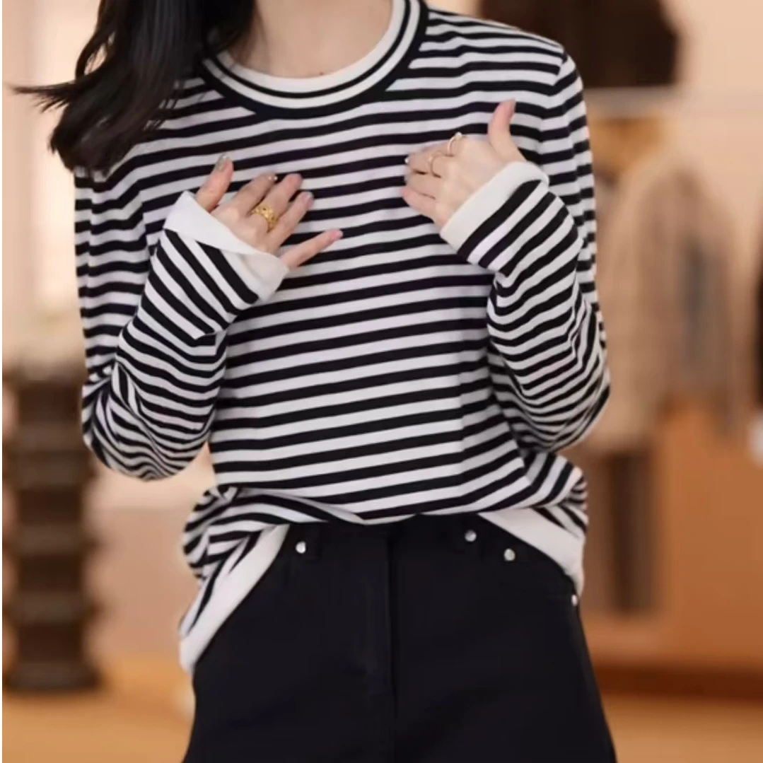 【可可专属】圆领薄款宽松型奶茶系针织衫秋季显瘦长袖宽松假两件