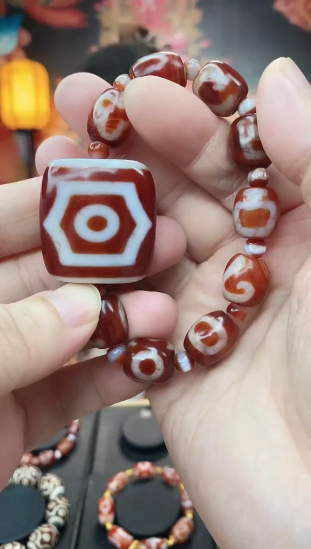 【闪购商品】玛瑙/玉髓手串未镶嵌玛瑙三眼手串