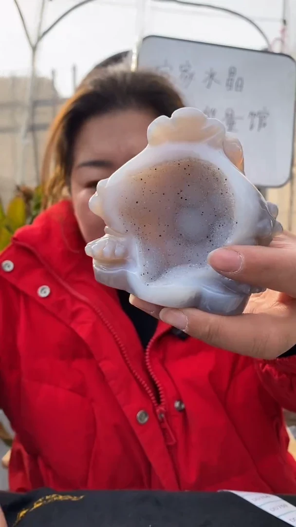 【闪购商品】玛瑙摆件未镶嵌玛瑙金蟾DD753