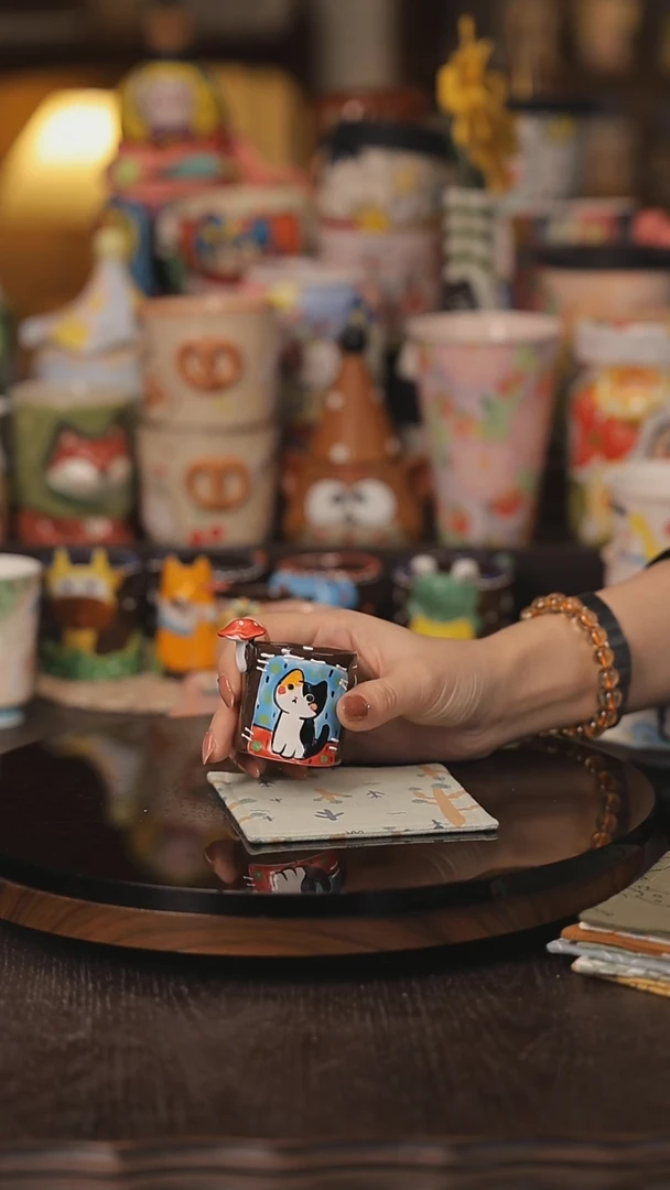 景德镇釉下彩绘设计师款式陶瓷