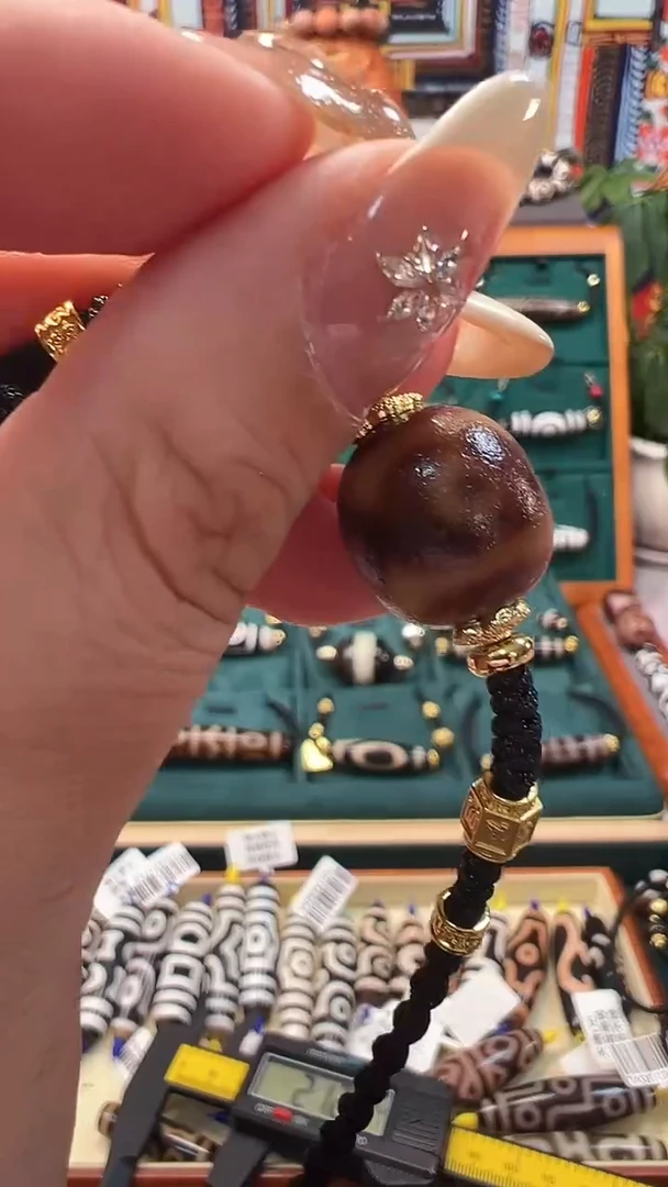 玛瑙/玉髓颈饰合金34.（微瑕）