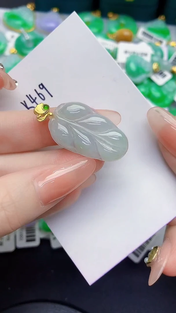 颈饰未镶嵌翡翠缅甸天然翡翠A货