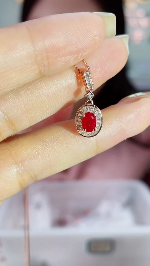 颈饰银S925镶嵌红宝石吊坠