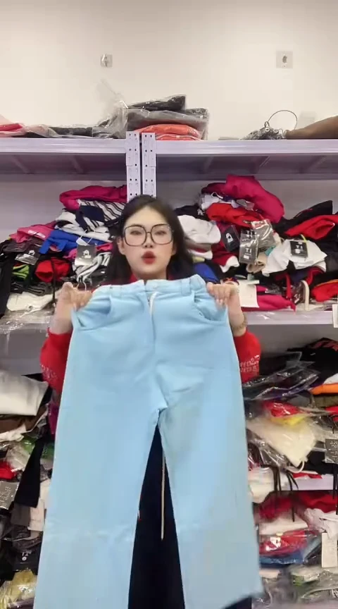 闪电购精品女装 67 S