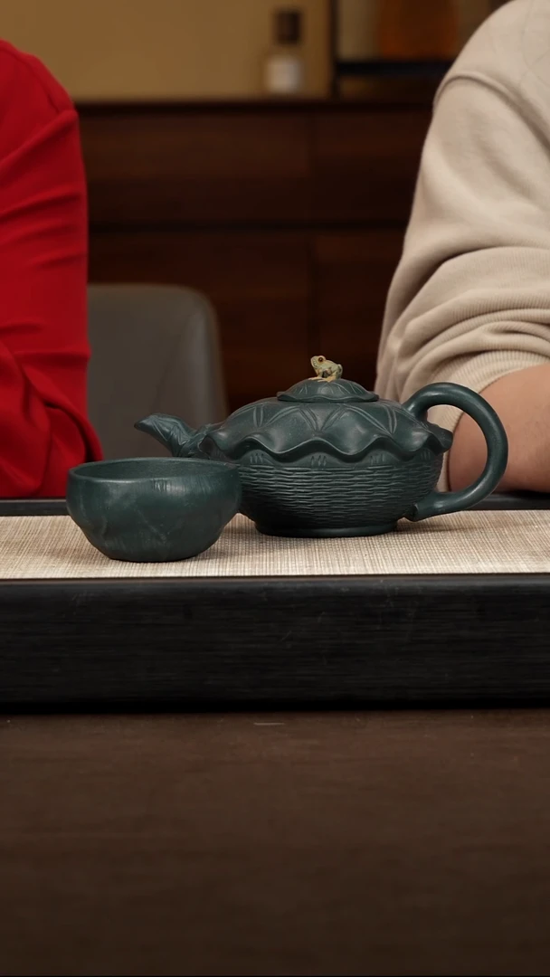茶壶紫砂【P085】竹蛙套组    GJF