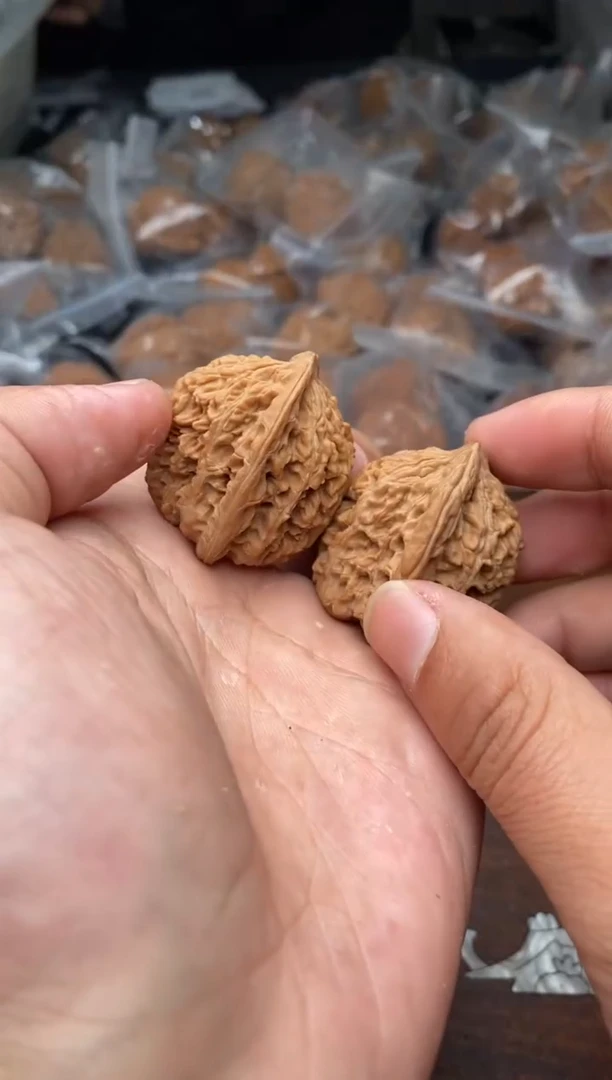 【闪购商品】文玩核桃把件A151号31尺凤凰台