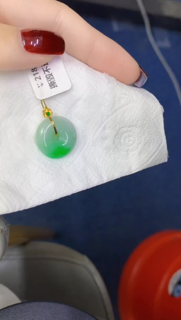 颈饰18K金镶嵌翡翠缅甸天然翡翠A货