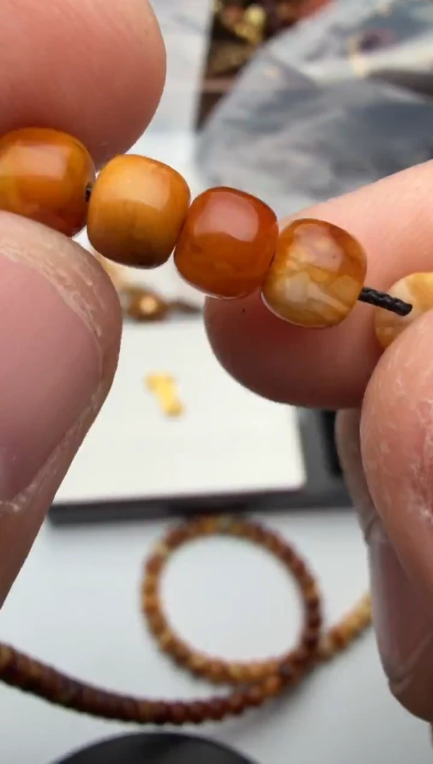 裸石蜜蜡未镶嵌配饰