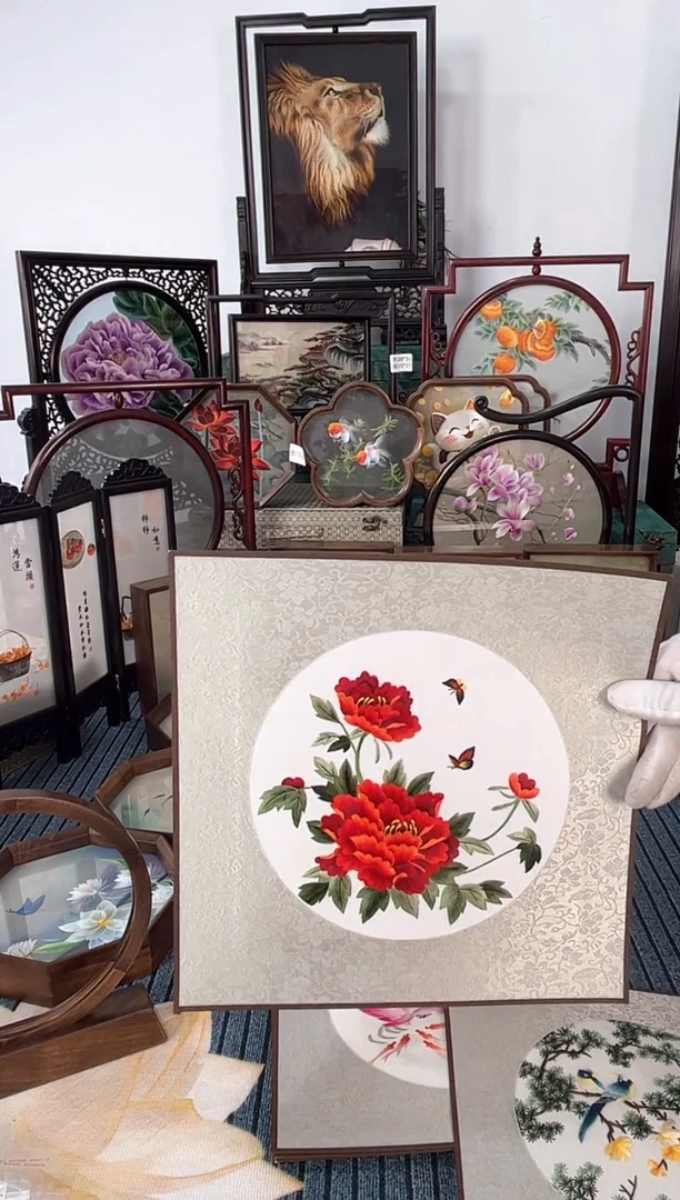 刺绣纯手工苏绣双面绣软裱