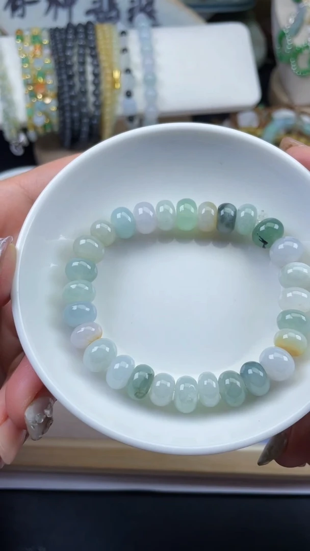 【闪购商品】翡翠颈饰未镶嵌天然翡翠手串99