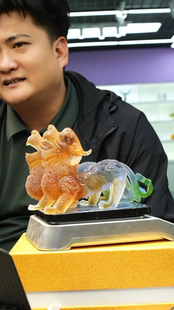 泥塑茶**世古法琉璃2个摆件