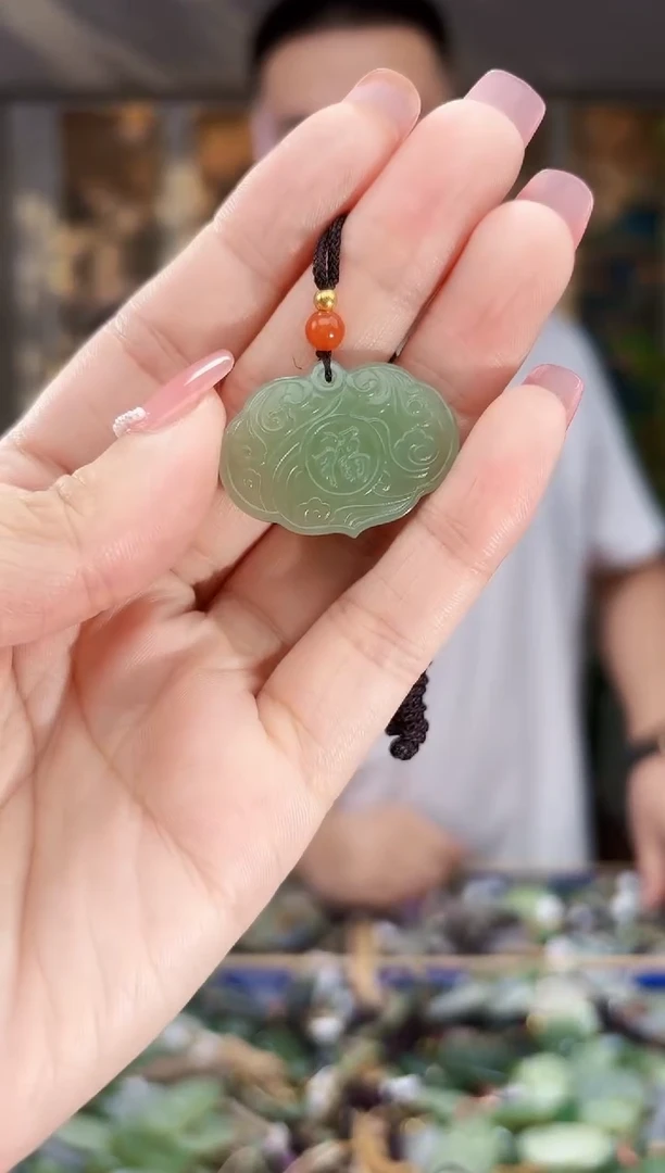 和田玉未镶嵌挂件拍一发一多样性发货