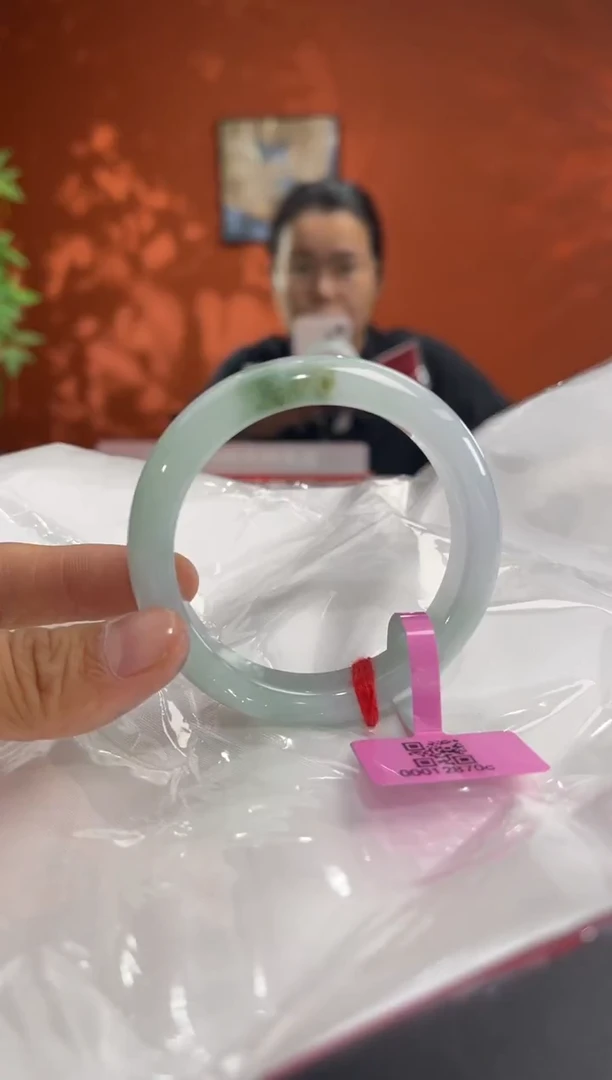 未镶嵌手镯翡翠翡翠手镯 52