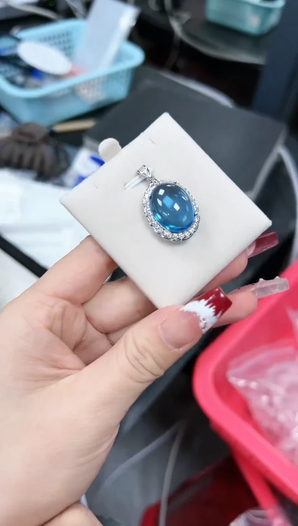 【闪购商品】托帕石吊坠(不含链)银S925镶嵌32b多样性发其一/1个