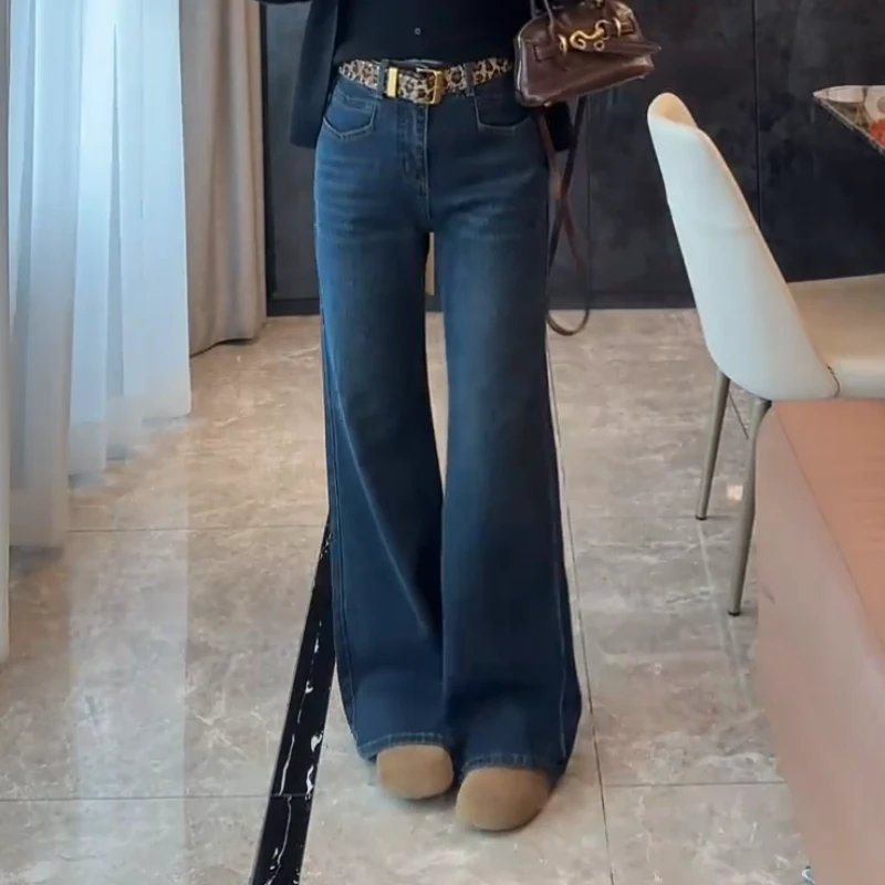 焦点牛仔~复古色高腰显瘦提臀微喇牛仔裤LK2506406