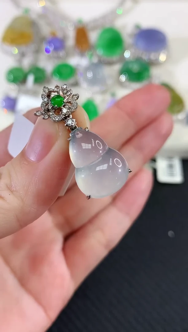 吊坠(不含链)18K金镶嵌翡翠葫芦|7980